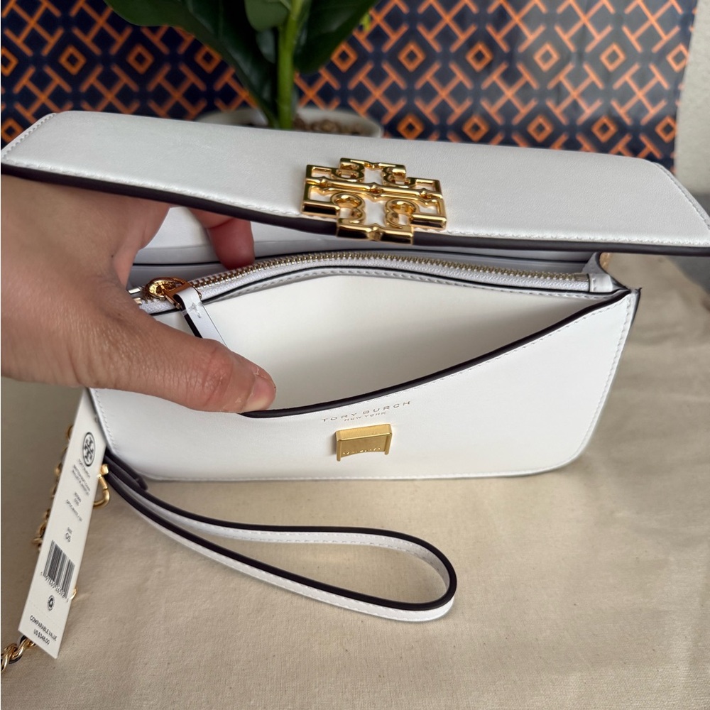 NWT ,Tory Burch Britten soft chain wallet W Wristlet White and Gold Wome… - Picture 10 of 15
